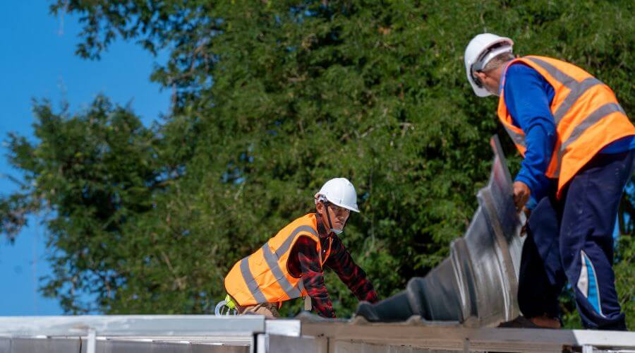 Professional gutter cleaning in Clayton, NC